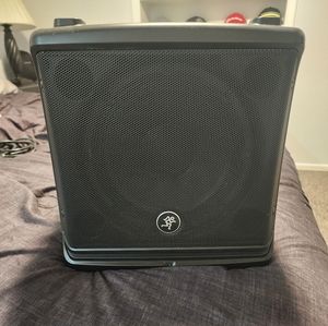 Mackie Dlm 8 " 2000 watt loudspeaker